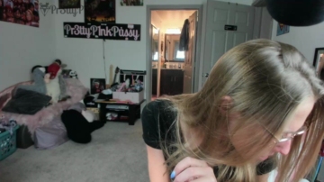 Pr3ttyp1nkpussy  20-04-2021